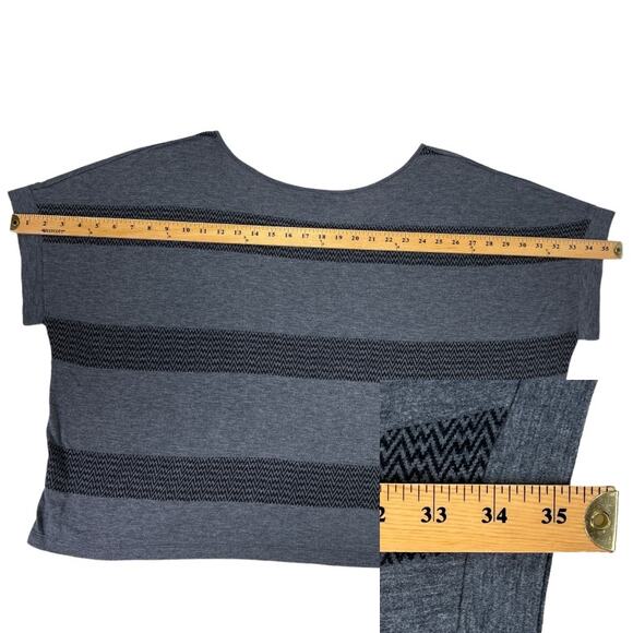 Old Navy Plus Size Crop Top Black Gray Zig Zag Stripes XXL - Picture 7 of 10